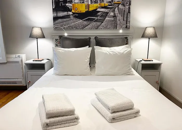 Luxury Vintage By Myplaceforyou, At The Centre Next To Marques De Pombal