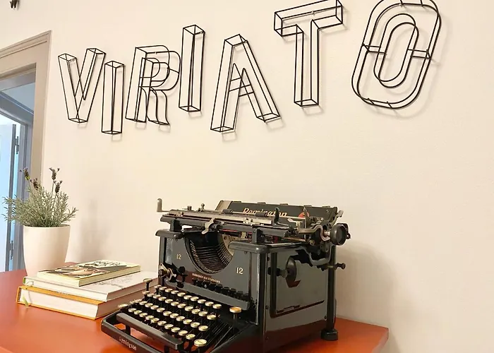 Luxury Vintage By Myplaceforyou, At The Centre Next To Marques De Pombal *